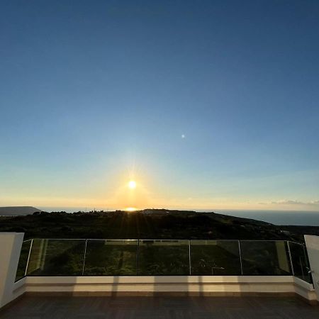 Sunset And Seaview Apartment -Brand New 멜리에하 외부 사진