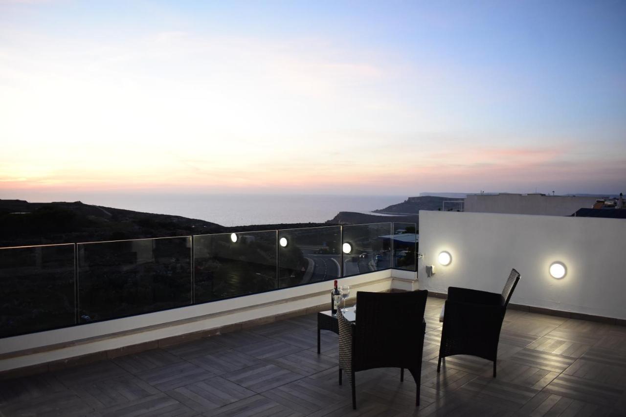 Sunset And Seaview Apartment -Brand New 멜리에하 외부 사진