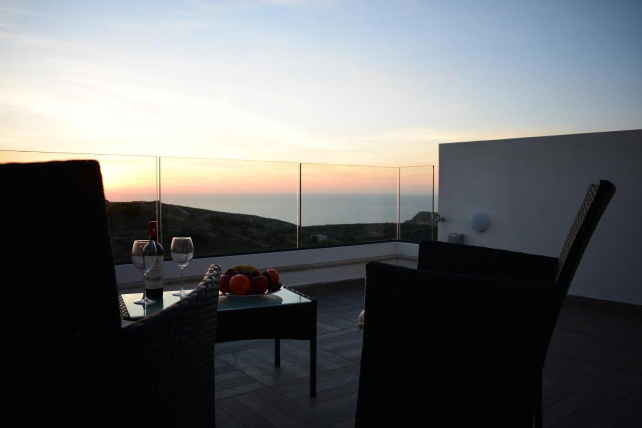 Sunset And Seaview Apartment -Brand New 멜리에하 외부 사진