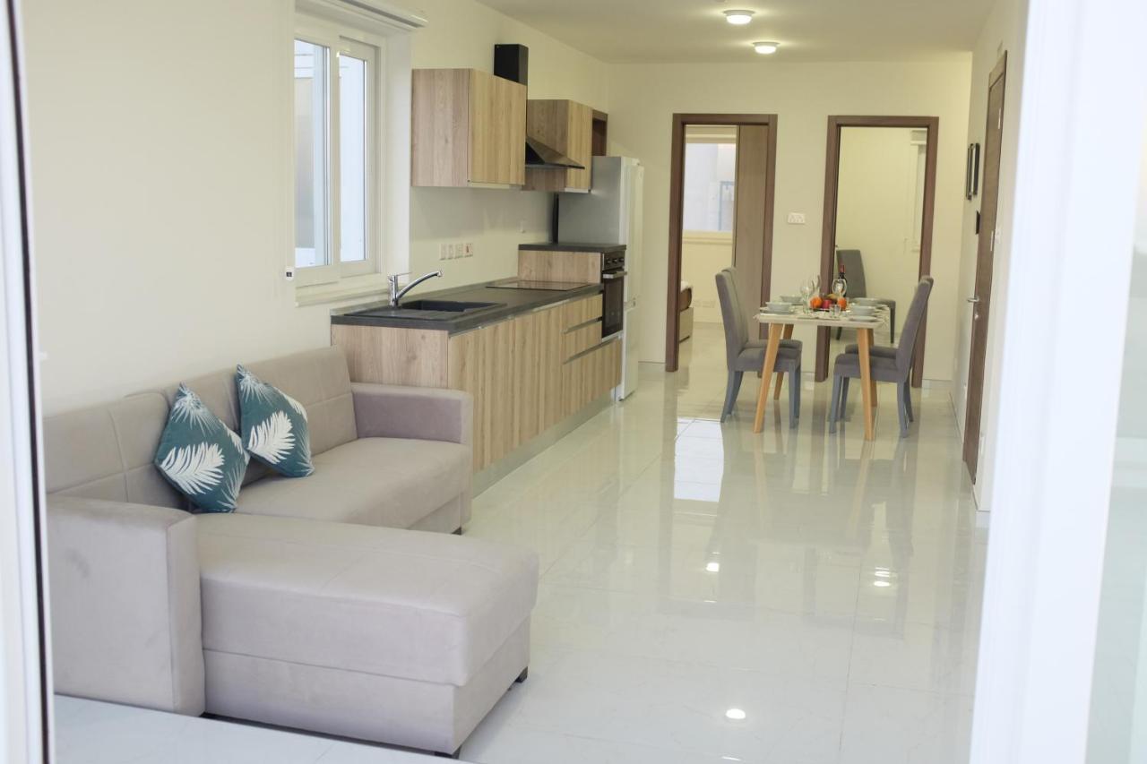 Sunset And Seaview Apartment -Brand New 멜리에하 외부 사진